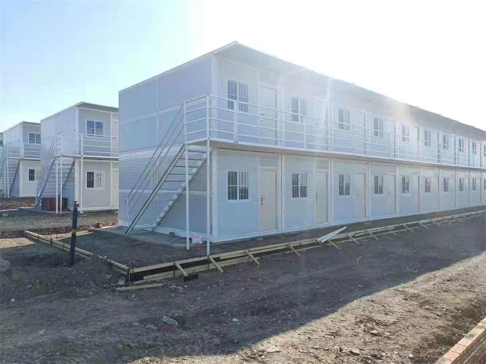 Folding container home