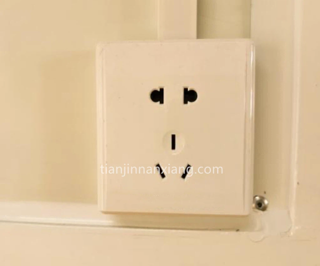 Industrial Sockets