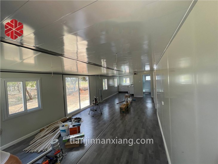 6 Bedroom Container Home - Image 2