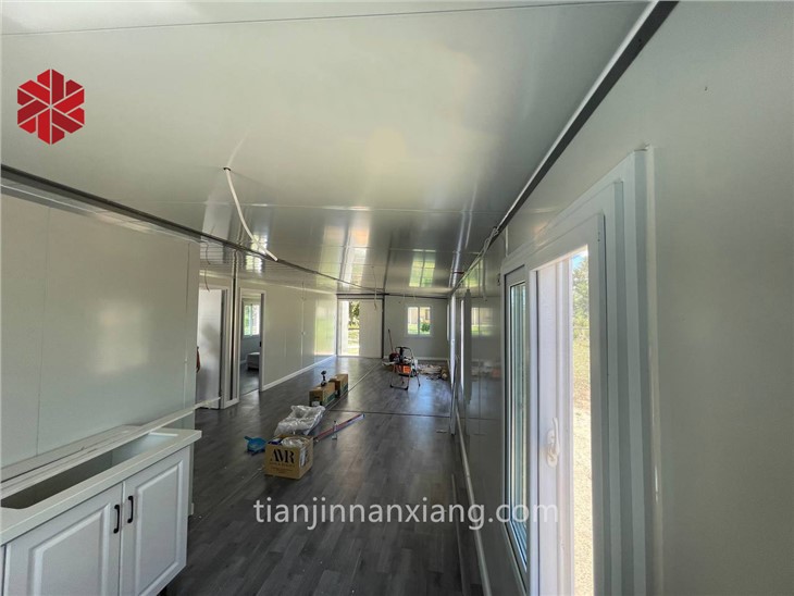 6 Bedroom Container Home - Image 4